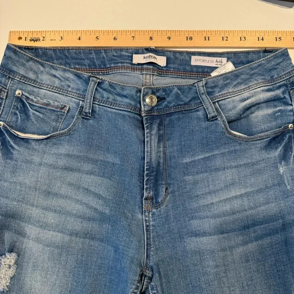 Kensie Effortless Ankle Mid Rise Distressed Jeans Women’s size 8